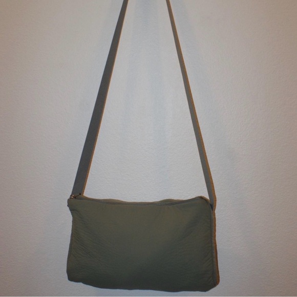 Nike Therma-FIT ADV Repel Convertible Hoodie (Crop) - Picture 6 of 6